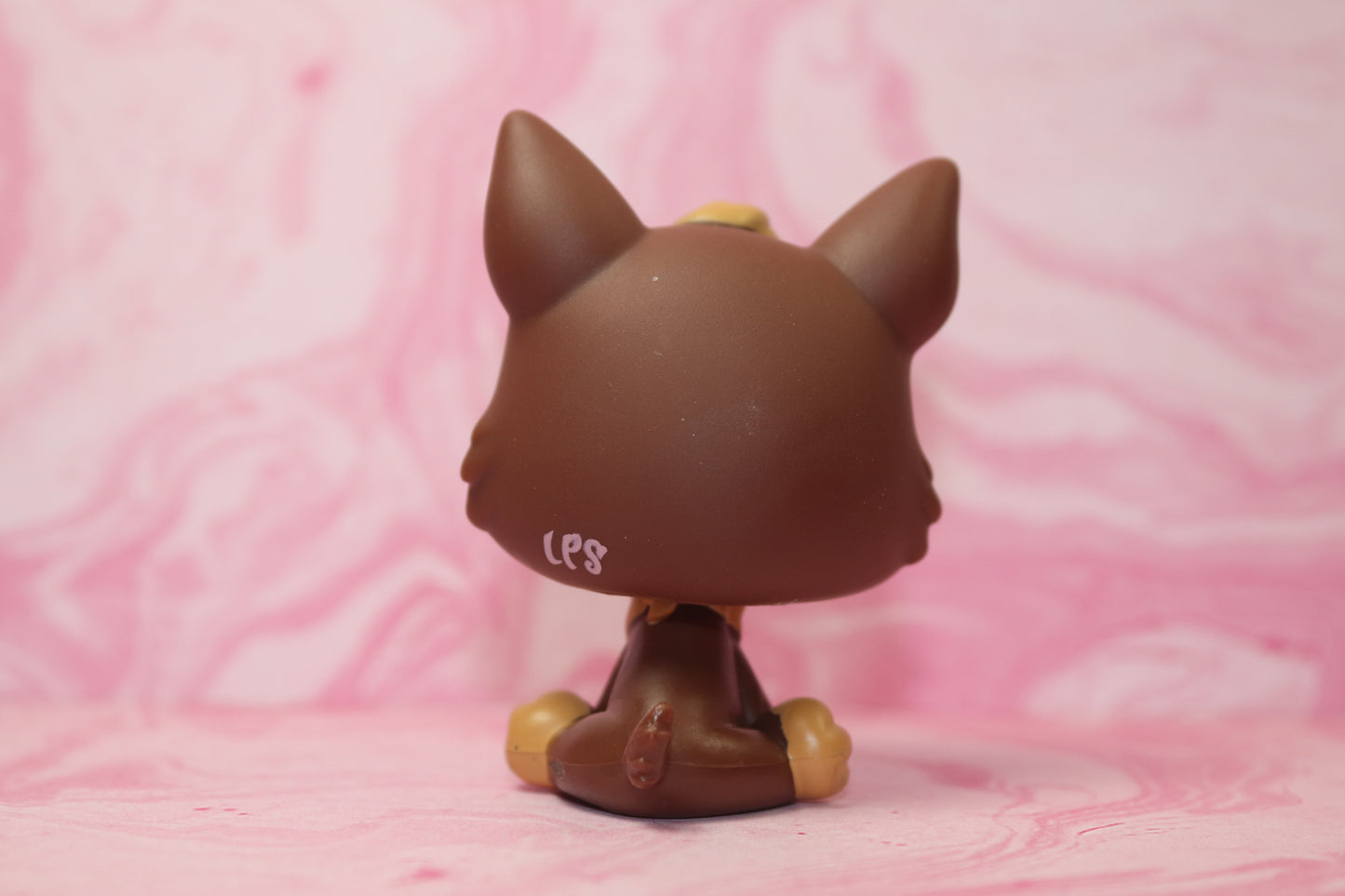 Lps sitting german shepherd 2137