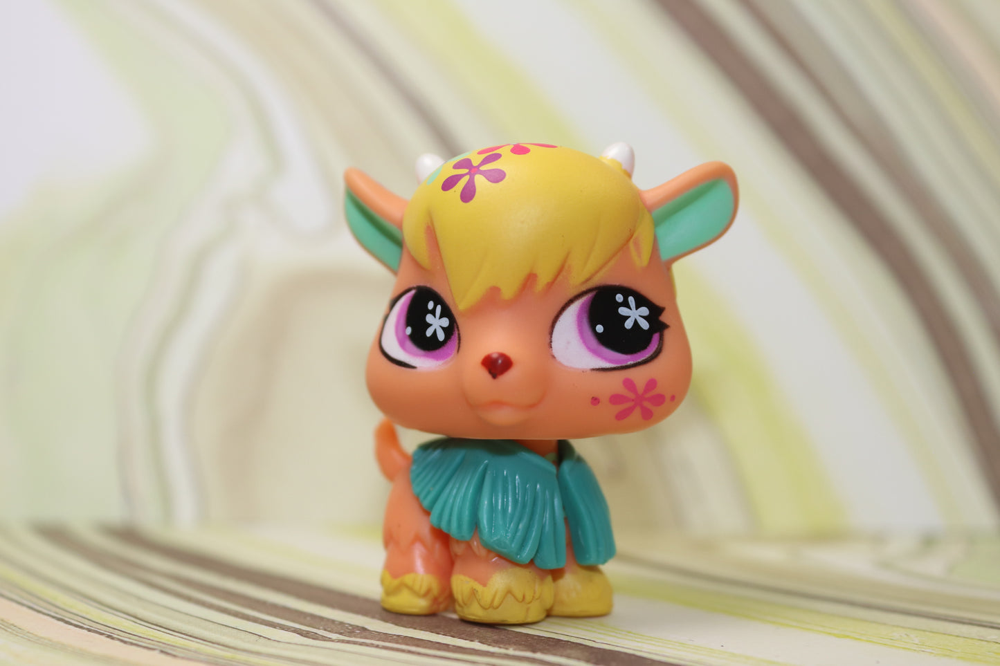 Lps grooviest goat with original accessory