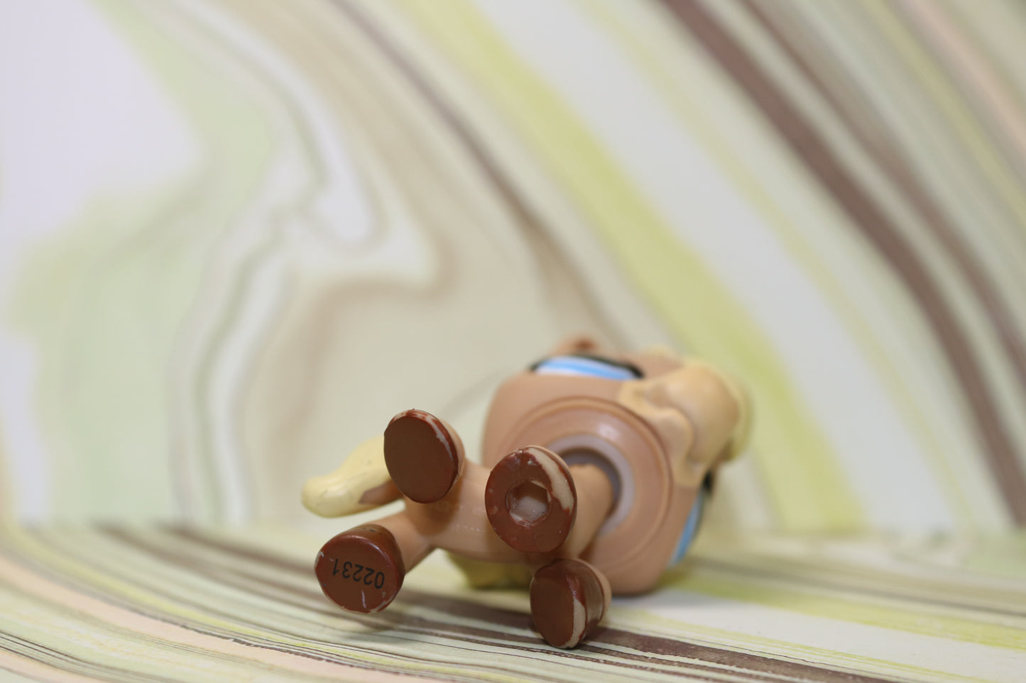 Lps blemished horse 1605 *loose peg*