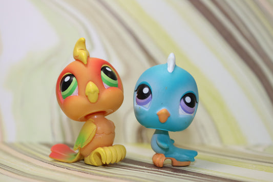 Lps bird bundle cockatoo 120 and parakeet 206