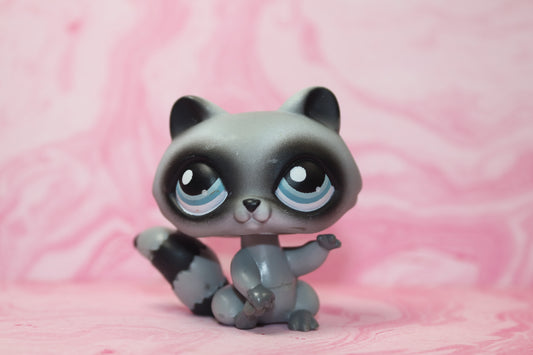 Lps blemished raccoon 196