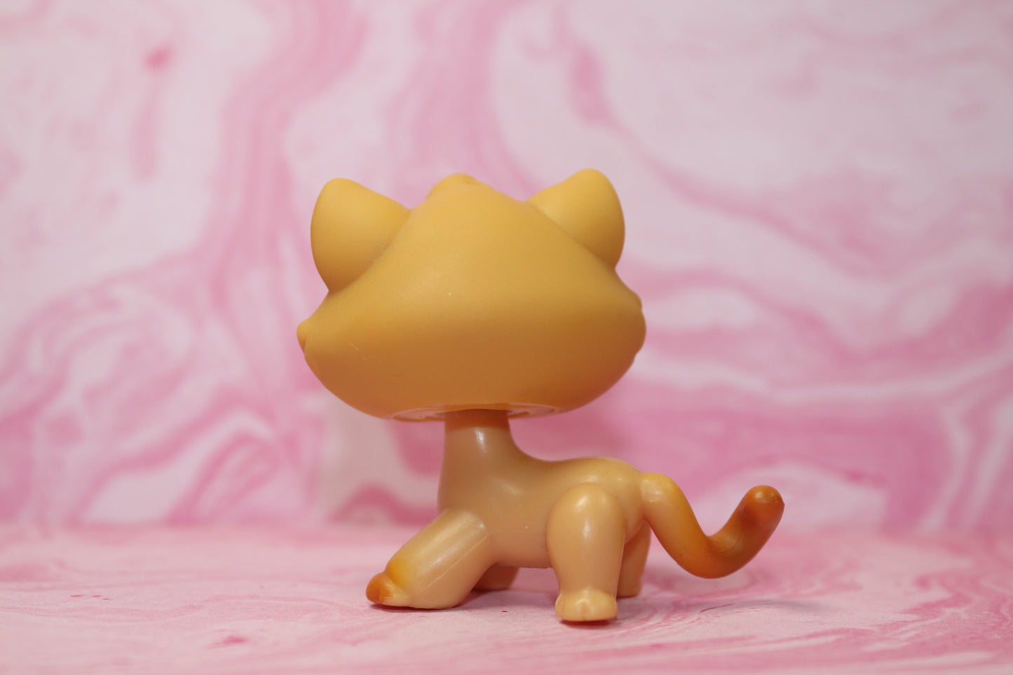 Lps orange cat 110